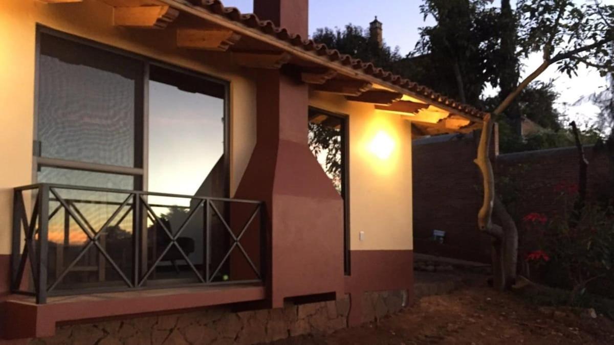 Brisas De Sol Hotel Pátzcuaro Buitenkant foto