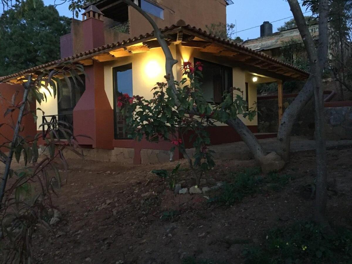 Brisas De Sol Hotel Pátzcuaro Buitenkant foto